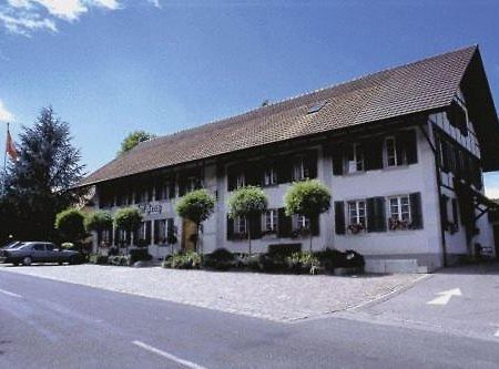 Gasthof Kreuz Muehledorf Exterior photo